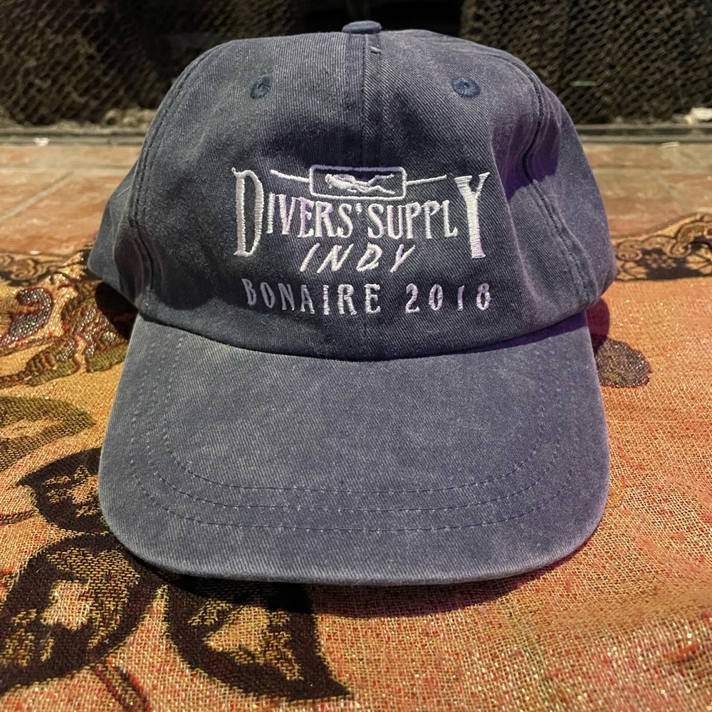 COPY - Denim washed Bonaire ball cap